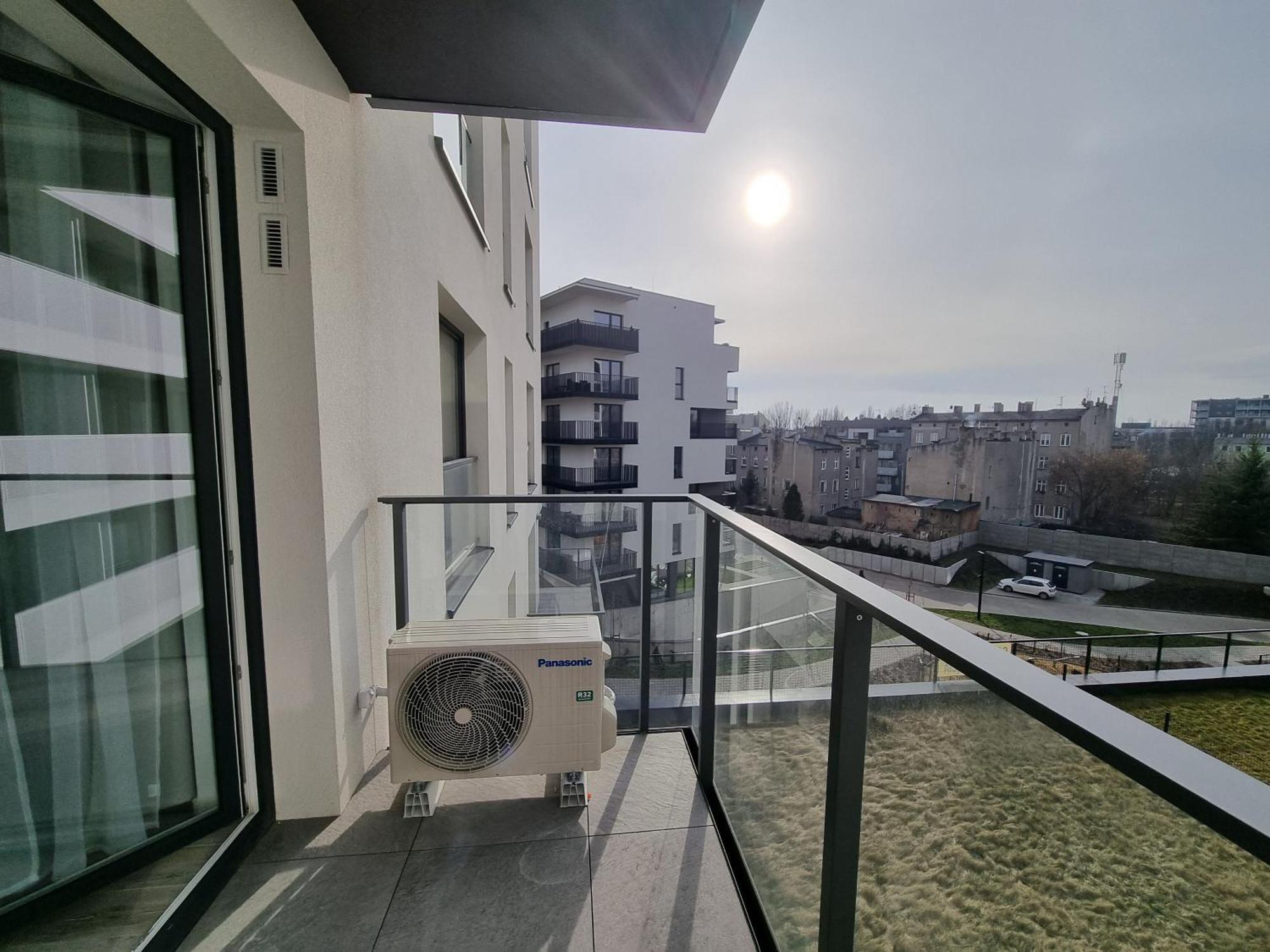 Q Apart Meta - Klimatyzowane Apartamenty Przy Manufakturze Z Garazem Lub Parkingiem Gratis, Fv Lodz (Lodz) Exterior photo